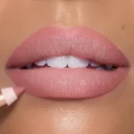 خط لب شارلوت تیلبری